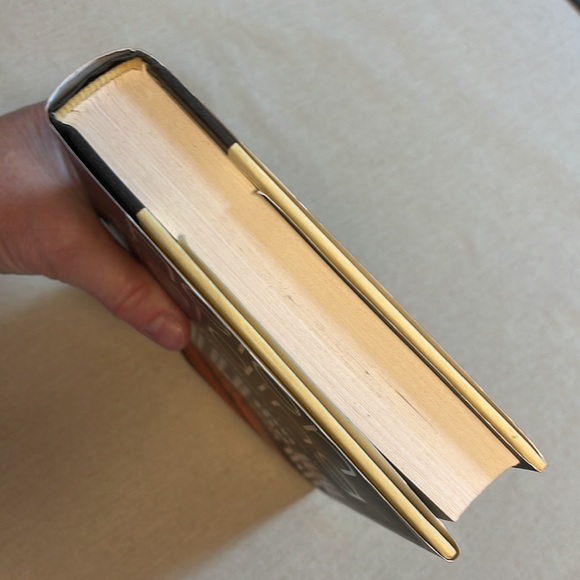 🌈2/$8  Cause Celeb - Picture 5 of 12